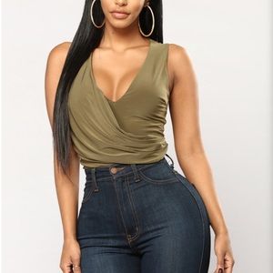 Fashion Nova Montse V neck bodysuit